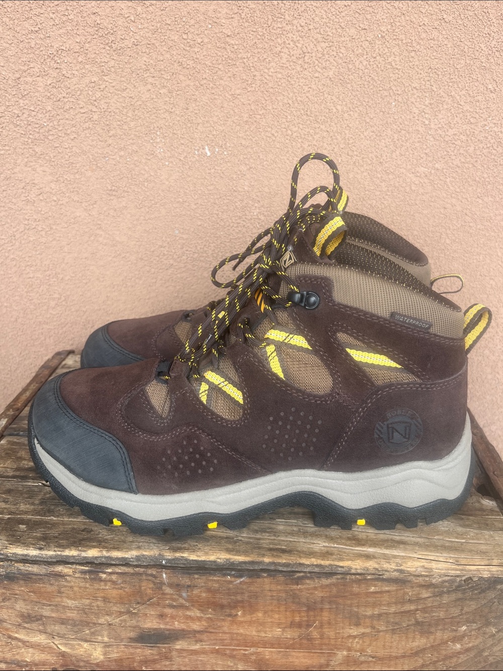 Noble outfitters mid cutter waterproof boots